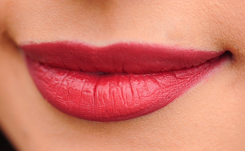 Prevent & Heal Dry, Chapped Lips with Our Simple Guide