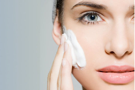 Kodėl svarbu kruopščiai valyti savo odą?
