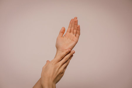 Crema de Manos: ¿Cómo evitar las manos secas?